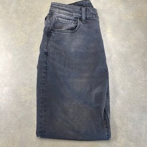 American Eagle Women’s Black Mom Jeans